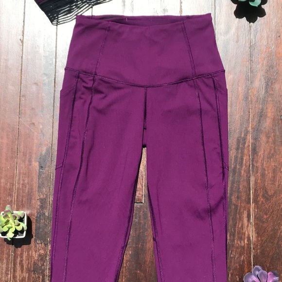 Victoria’s Secret workout pants & sports bra - Picture 2 of 4